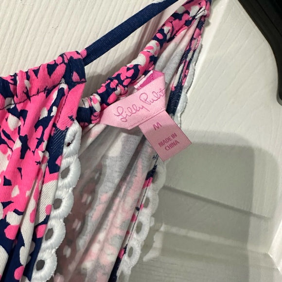 Lily Pulitzer Romper. - Picture 2 of 3